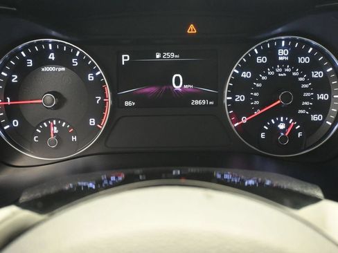 Used 2023 Kia Forte LXS w/ LXS Technology Package FWD image 23