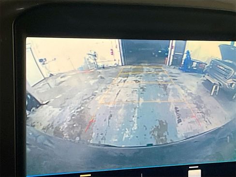 Used 2021 Chevrolet Silverado 1500 RST image 13