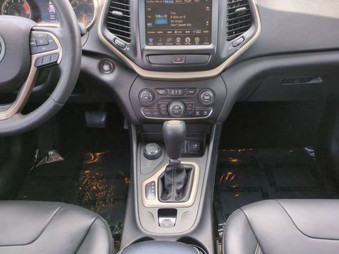 Used 2016 Jeep Cherokee Limited AWD/4WD image 19