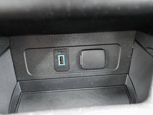 Used 2019 Ford Escape Titanium AWD/4WD image 35