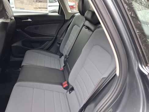 New 2026 Volkswagen Jetta SE FWD image 9