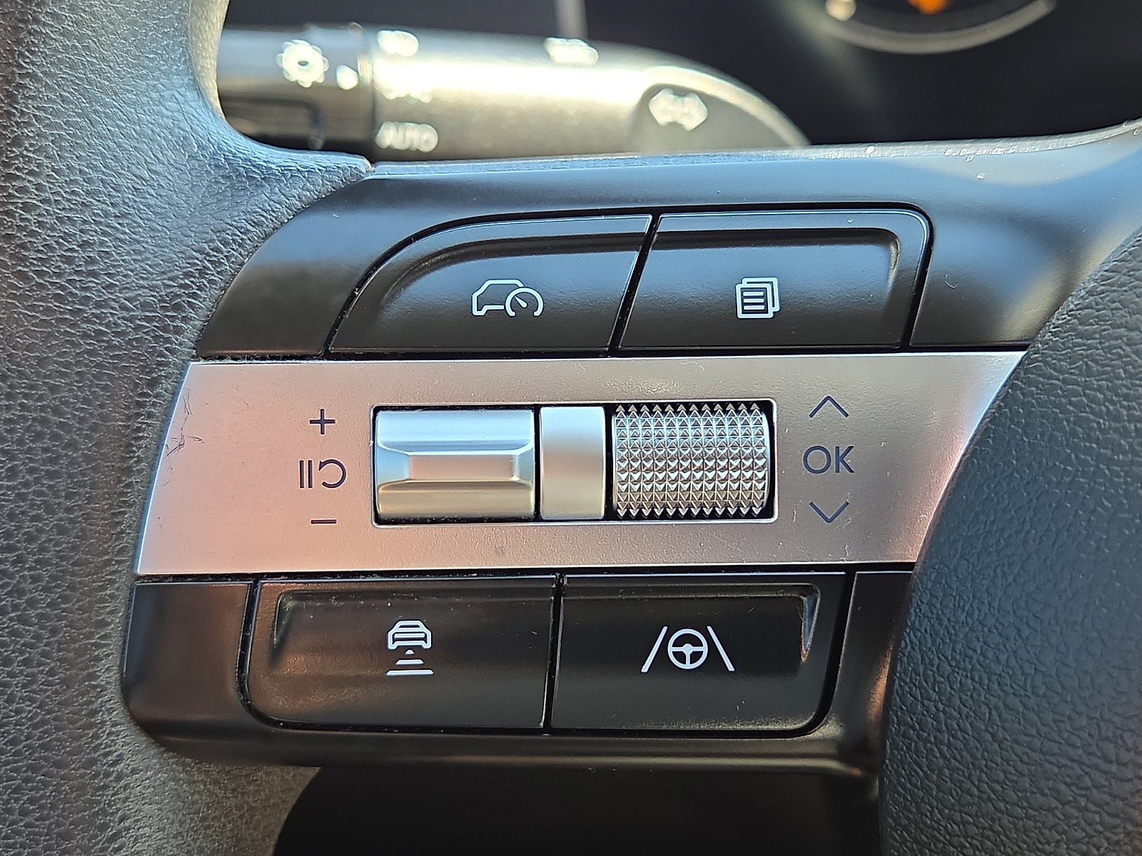 Used 2025 Hyundai Tucson SE FWD image 21