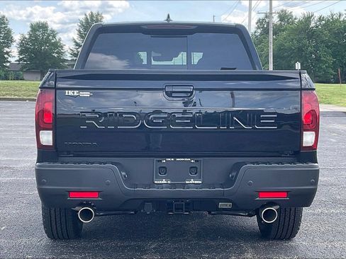 New 2026 Honda Ridgeline Black Edition image 4