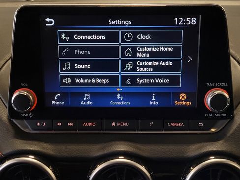 Used 2025 Nissan Sentra SR FWD image 25