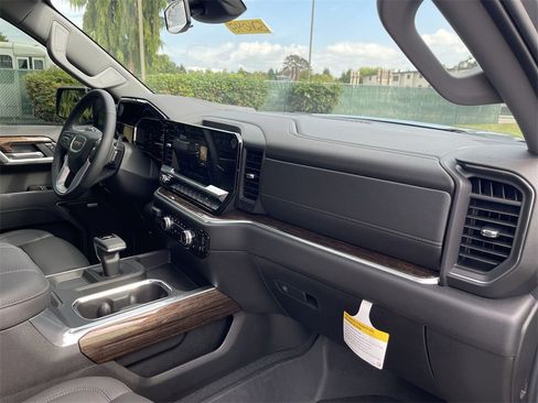 New 2026 GMC Sierra 1500 Elevation w/ Elevation Premium Package image 30