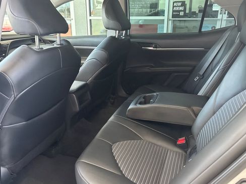 Used 2024 Toyota Camry SE FWD image 5