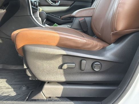 Used 2020 Subaru Ascent Touring w/ Popular Package #2A image 22