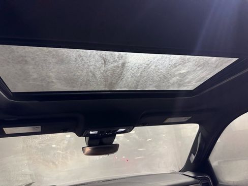 Used 2025 Chevrolet Silverado 1500 High Country image 18