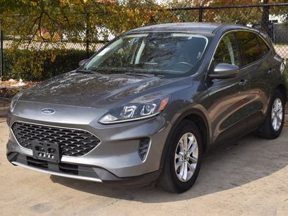 Used 2021 Ford Escape SE w/ Convenience Package