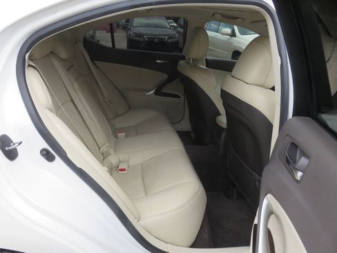Used 2010 Lexus IS 250 RWD image 22