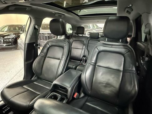 Used 2020 Lincoln Corsair Reserve w/ Equipment Group 201A image 12