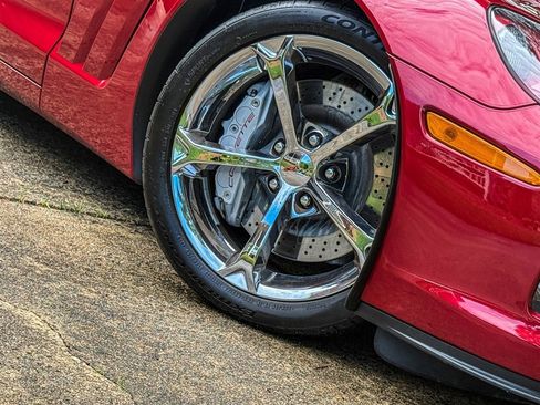 Used 2011 Chevrolet Corvette Grand Sport w/ Preferred Equipment Group RWD image 31