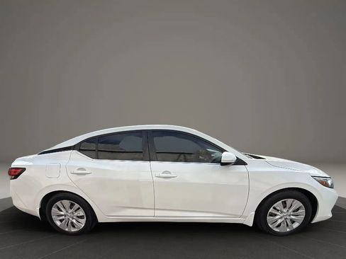 Used 2021 Nissan Sentra S image 4