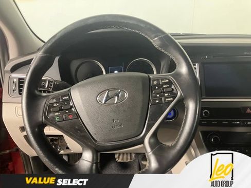 Used 2015 Hyundai Sonata Sport w/ Option Group 04 FWD image 12