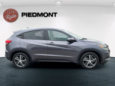 Certified 2022 Honda HR-V EX-L image 4
