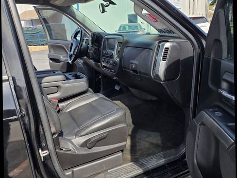 Used 2018 Chevrolet Silverado 1500 LT w/ Texas Edition image 13