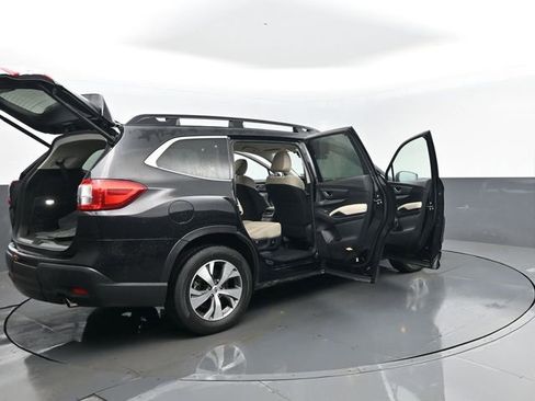 Used 2025 Subaru Ascent Premium AWD/4WD image 32