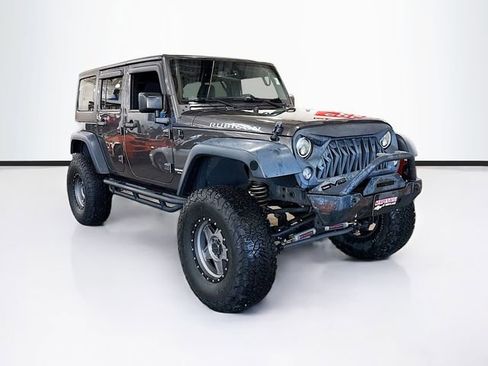 Used 2016 Jeep Wrangler Unlimited Rubicon w/ Connectivity Group AWD/4WD image 3
