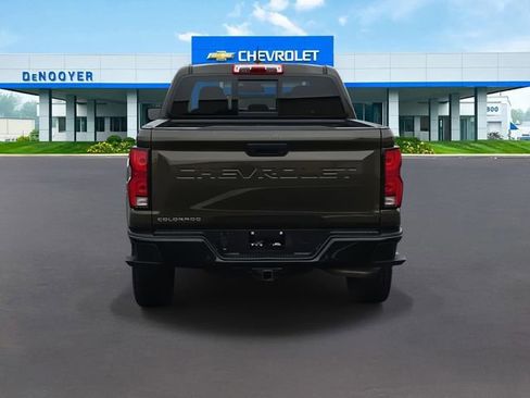 Used 2023 Chevrolet Colorado Z71 w/ Z71 Convenience Package 2 image 6