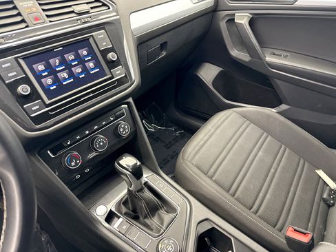 Used 2024 Volkswagen Tiguan S image 15