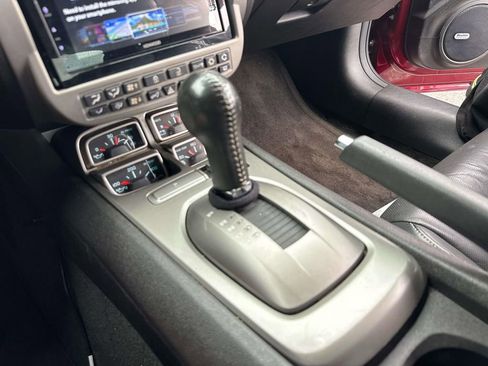 Used 2010 Chevrolet Camaro SS RWD image 25