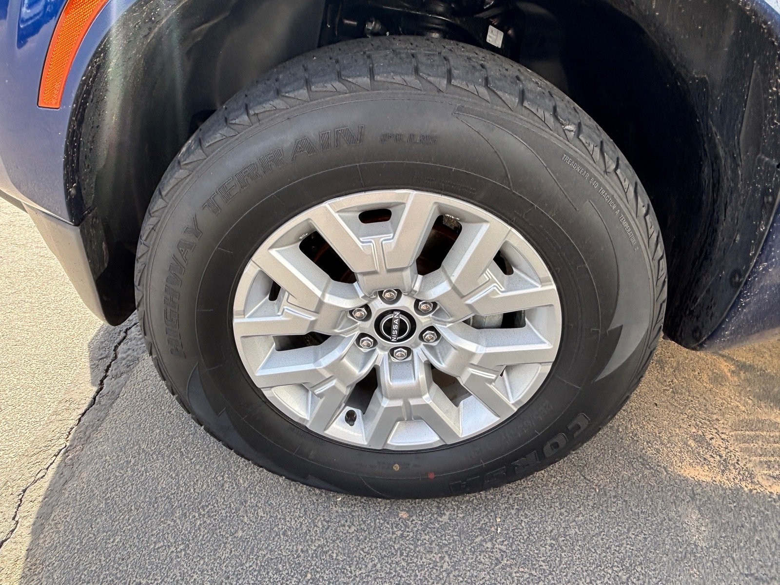 Used 2022 Nissan Frontier SV RWD image 6