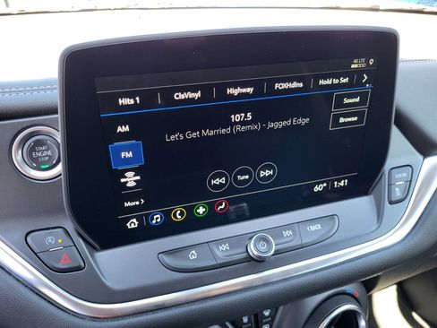 Used 2025 Chevrolet Blazer LT FWD image 19