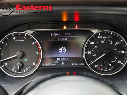 Used 2022 Nissan Rogue SV w/ SV Premium Package image 31