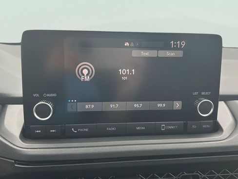 Used 2025 Honda Accord LX image 12