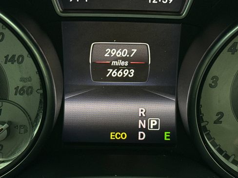 Used 2014 Mercedes-Benz CLA 250 image 23