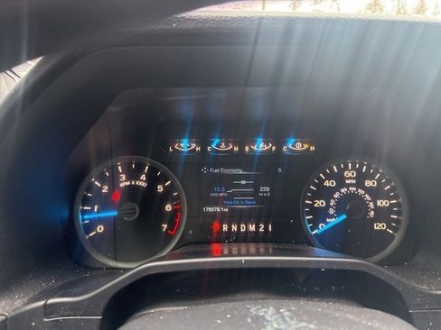 Used 2016 Ford F150 XLT w/ Equipment Group 302A Luxury image 15