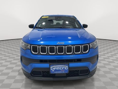 Used 2023 Jeep Compass Sport image 34