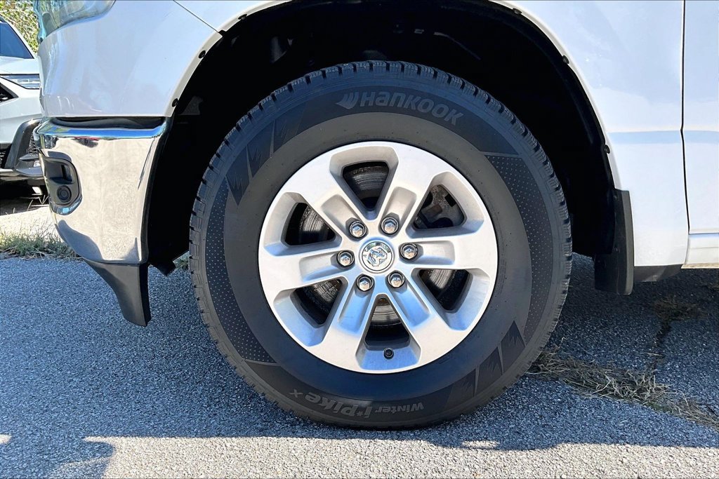 Used 2023 RAM 1500 Laramie AWD/4WD image 11