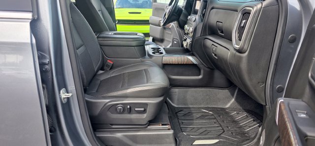 Used 2019 GMC Sierra 1500 Denali w/ Denali Ultimate Package AWD/4WD image 16