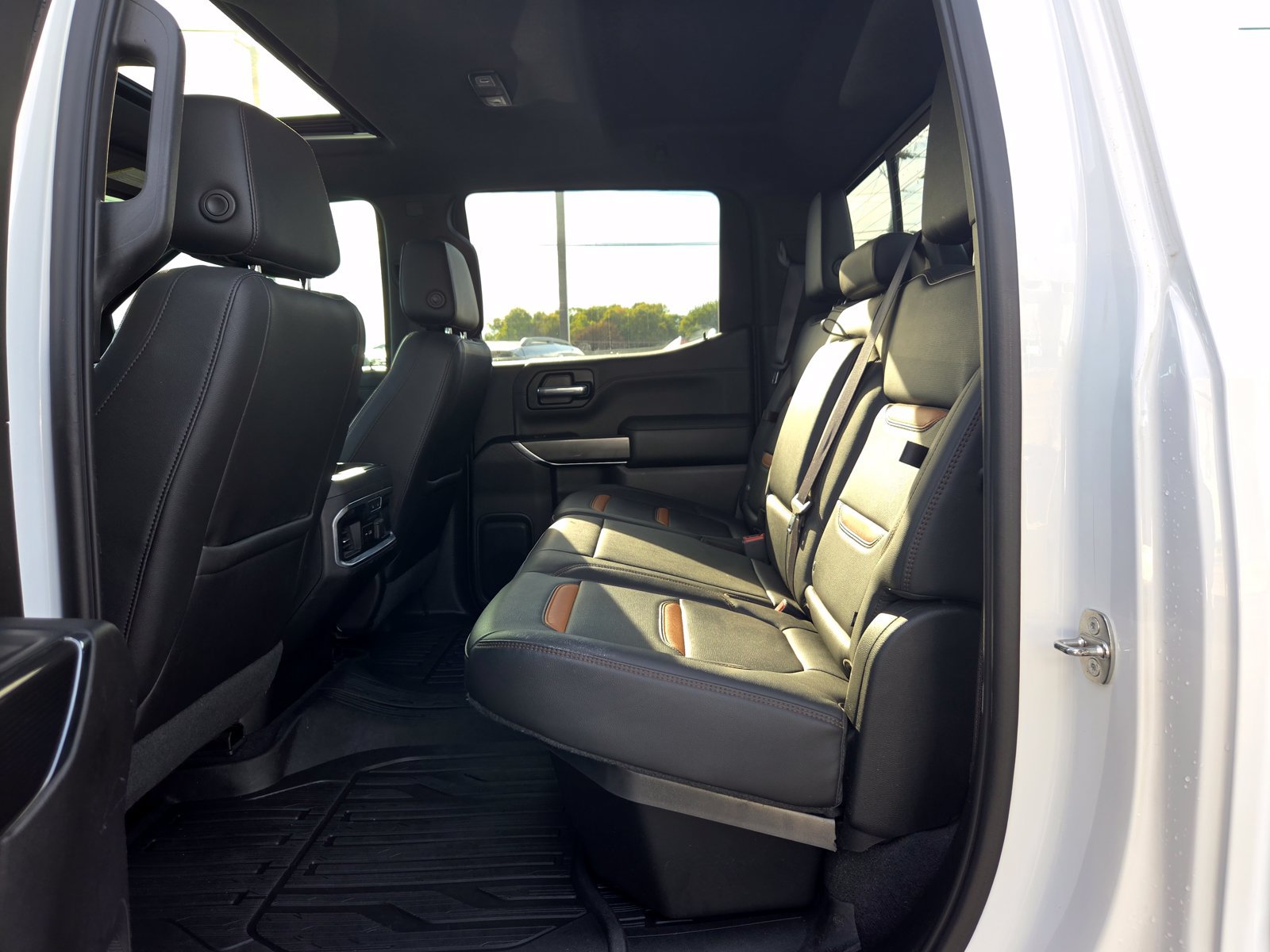 Used 2019 GMC Sierra 1500 AT4 w/ AT4 Premium Package AWD/4WD image 26