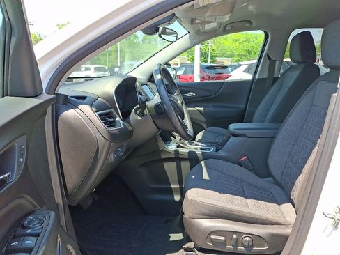 Certified 2022 Chevrolet Equinox LT FWD image 15
