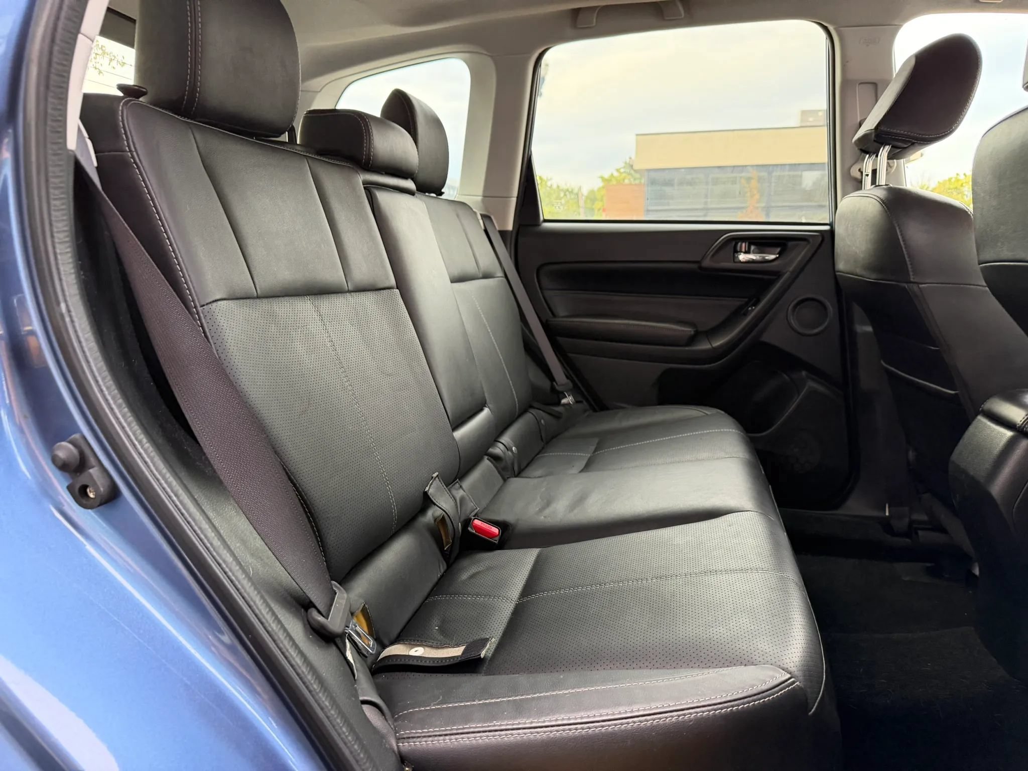 Used 2017 Subaru Forester 2.5i Touring AWD/4WD image 9