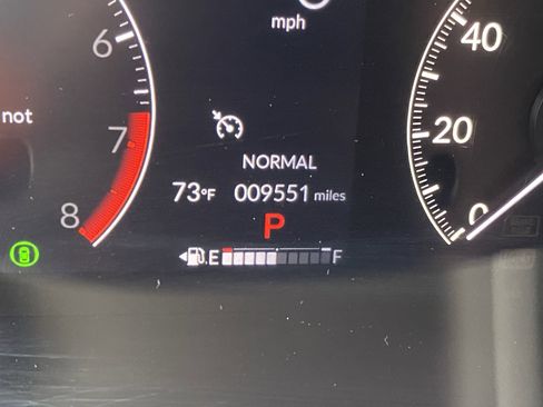 Certified 2025 Honda HR-V LX image 28