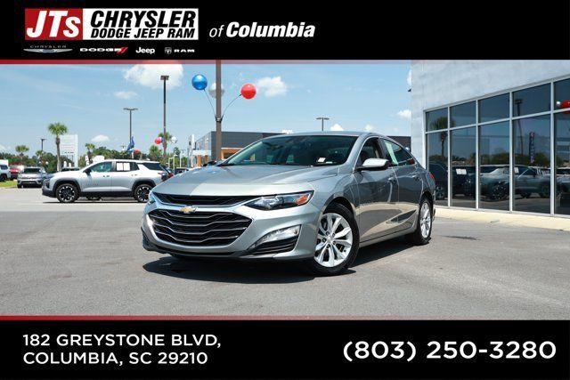 Used 2025 Chevrolet Malibu LT FWD image 1