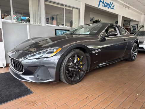 Used 2018 Maserati GranTurismo MC image 2