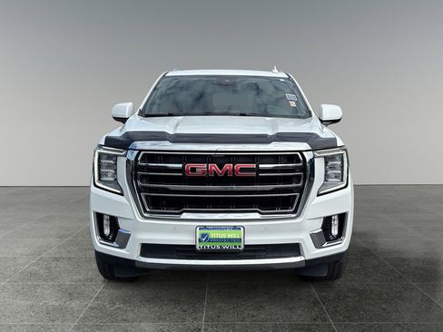 Used 2023 GMC Yukon SLT AWD/4WD image 2