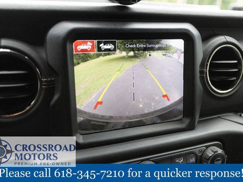 Used 2021 Jeep Wrangler Unlimited Sahara AWD/4WD image 39