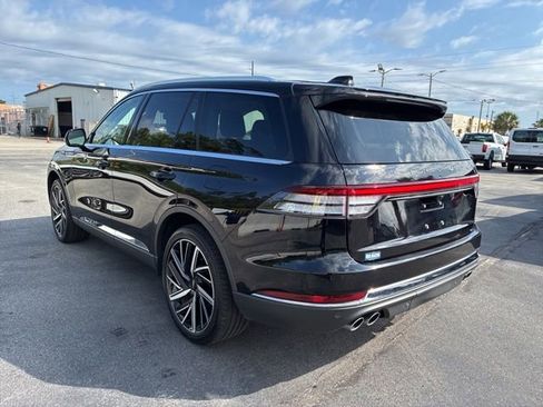 Certified 2025 Lincoln Aviator Reserve w/ Equipment Group 201A AWD/4WD image 5