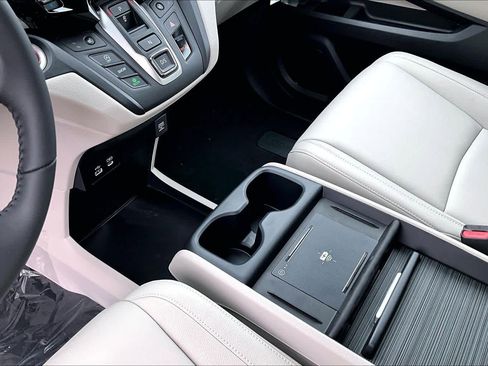 New 2026 Honda Odyssey EX-L image 7