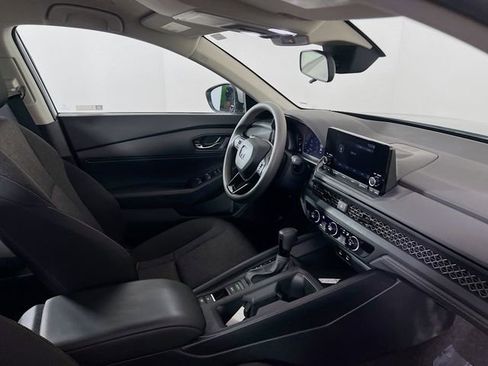 Certified 2023 Honda Accord LX image 9