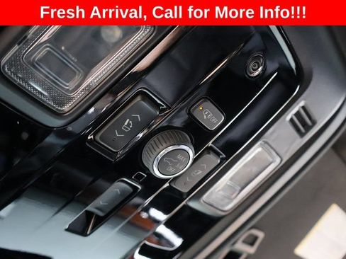 Used 2026 GMC Yukon Denali AWD/4WD image 41
