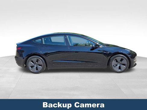 Used 2023 Tesla Model 3 Standard Range RWD image 9