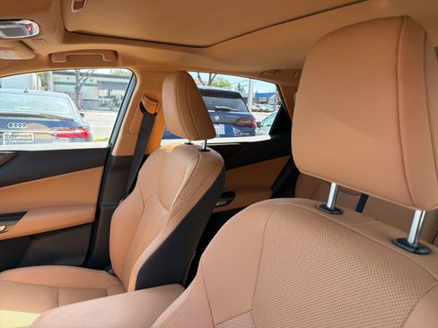 Used 2025 Lexus NX 350h AWD w/ Cold Area Package image 8