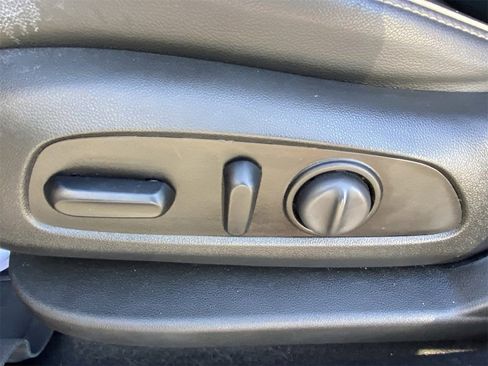 Used 2021 GMC Acadia Denali w/ Denali Technology Package image 20