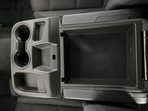 Certified 2022 Chevrolet Silverado 1500 LT AWD/4WD image 28